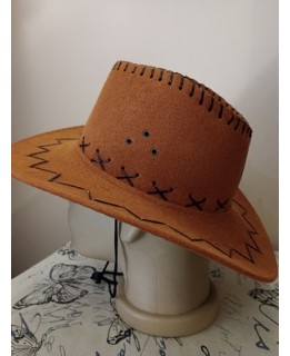 Кафява велурена каубойска шапка